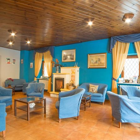 Hotel Appennino Fiumalbo Bagian luar foto