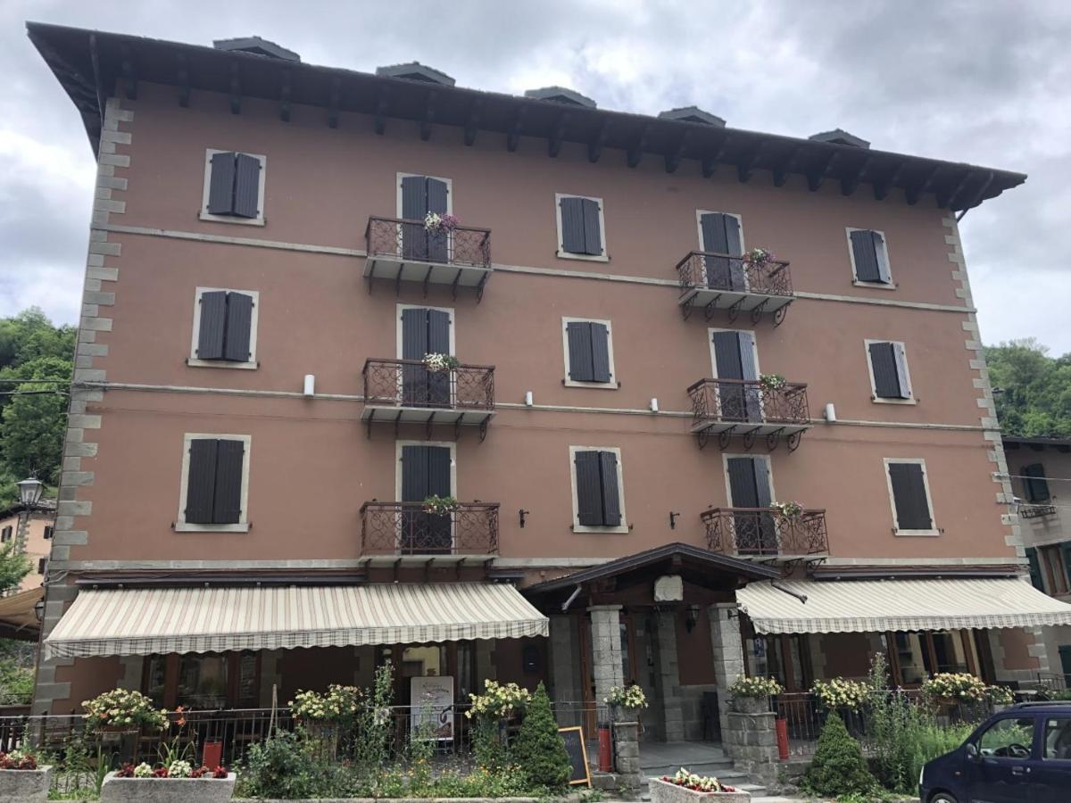 Hotel Appennino Fiumalbo Bagian luar foto