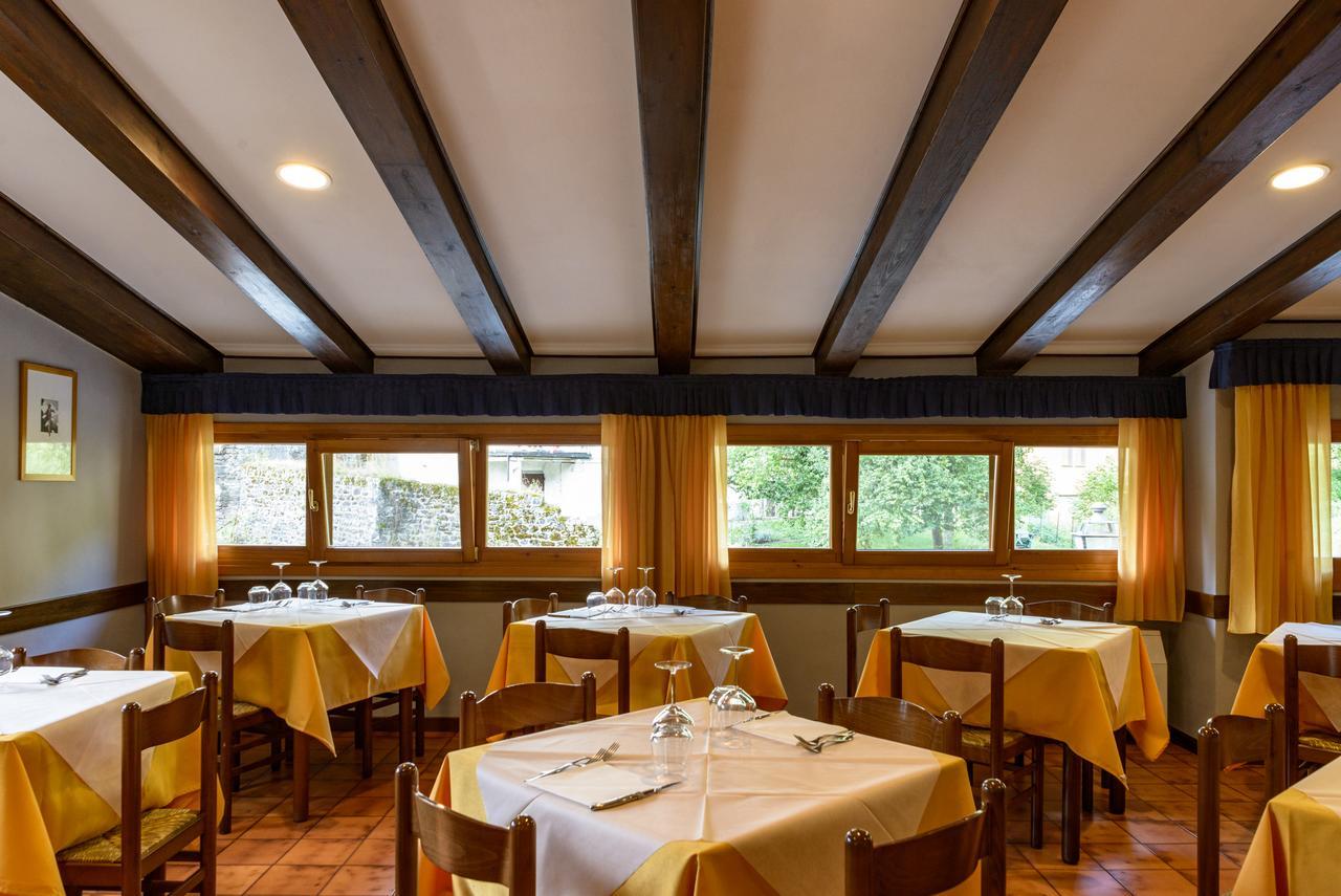 Hotel Appennino Fiumalbo Bagian luar foto