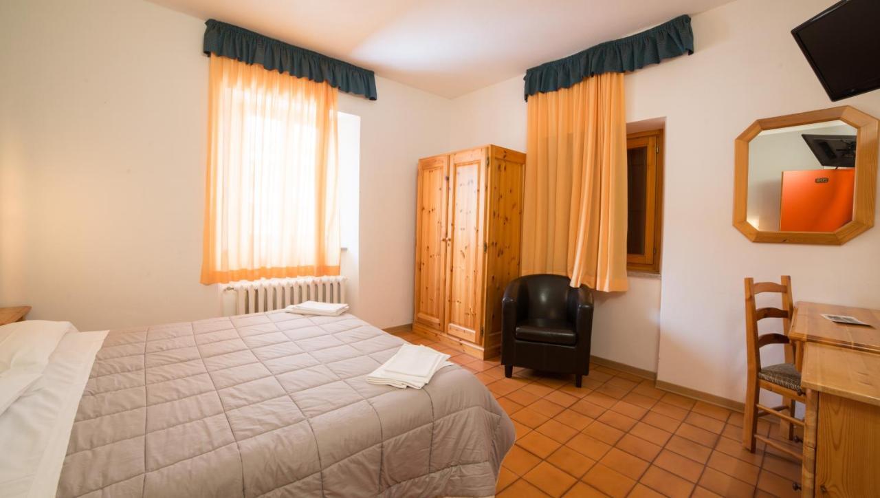 Hotel Appennino Fiumalbo Bagian luar foto