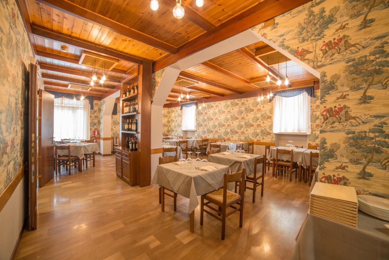 Hotel Appennino Fiumalbo Bagian luar foto